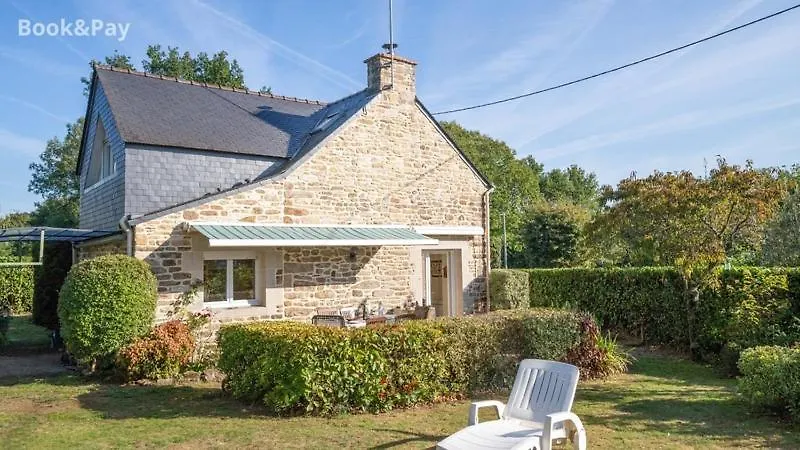 Maison Paisible Rythmee Au Chant Des Oiseaux Tredion